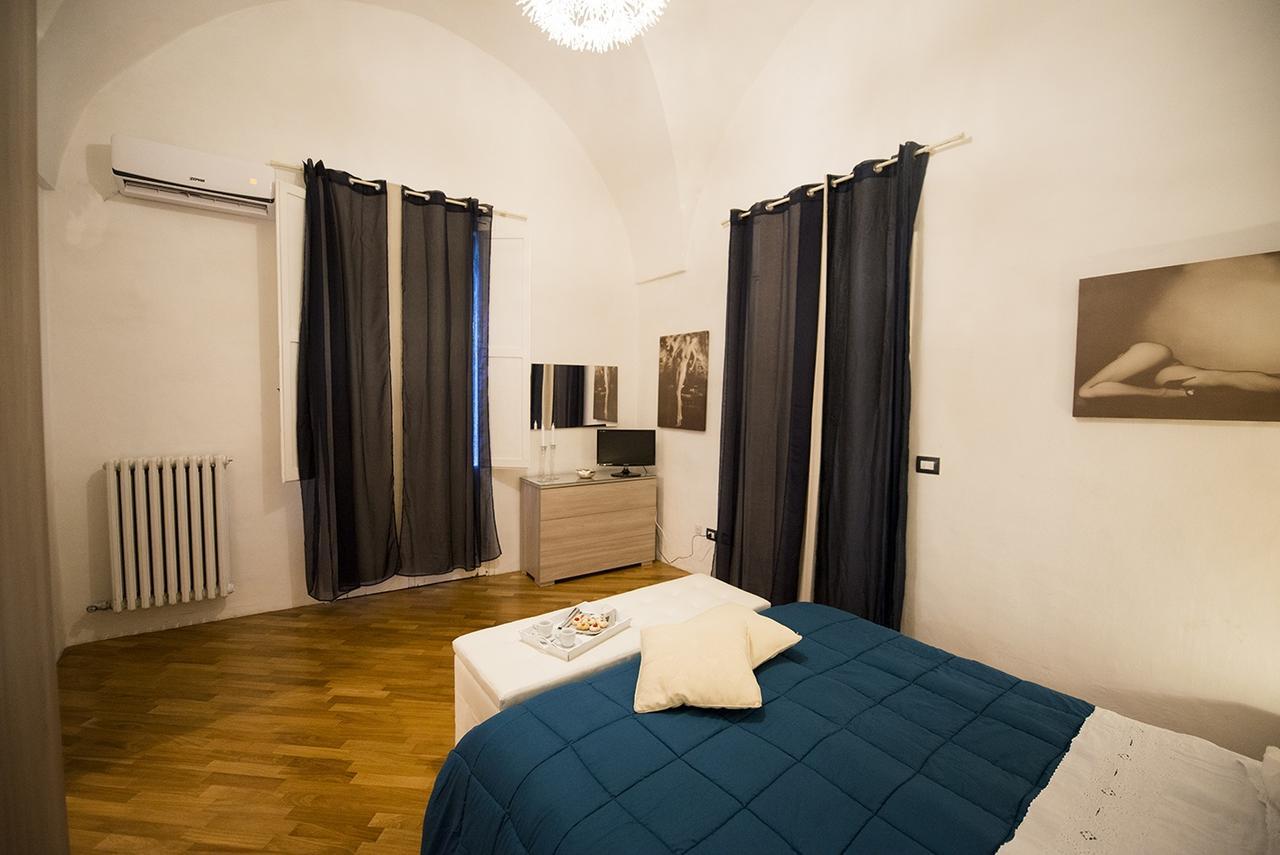 B&B Il Segreto Lecce Bagian luar foto